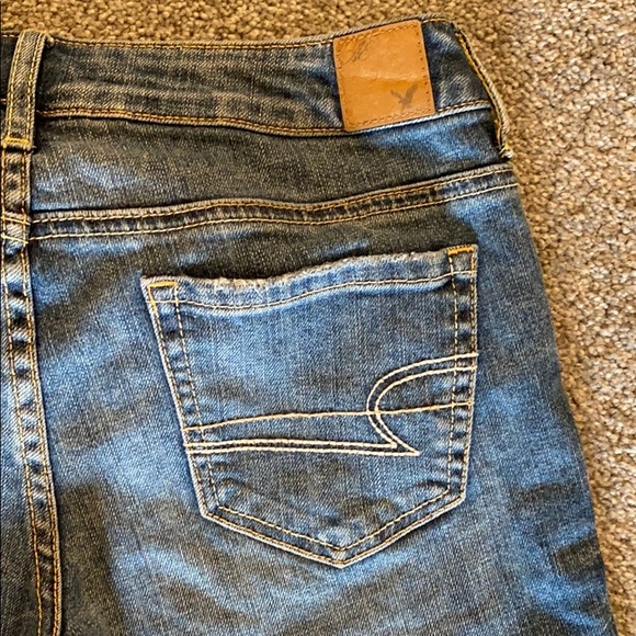 American Eagle Jean Shorts - Picture 3 of 9